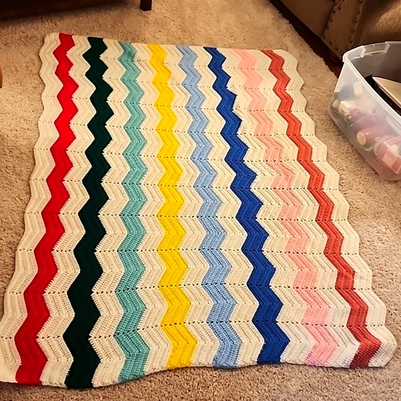 Beautiful Hand Crocheted Vintage Retro Rainbow Granny Afghan Throw Blanket - Picture 1 of 2